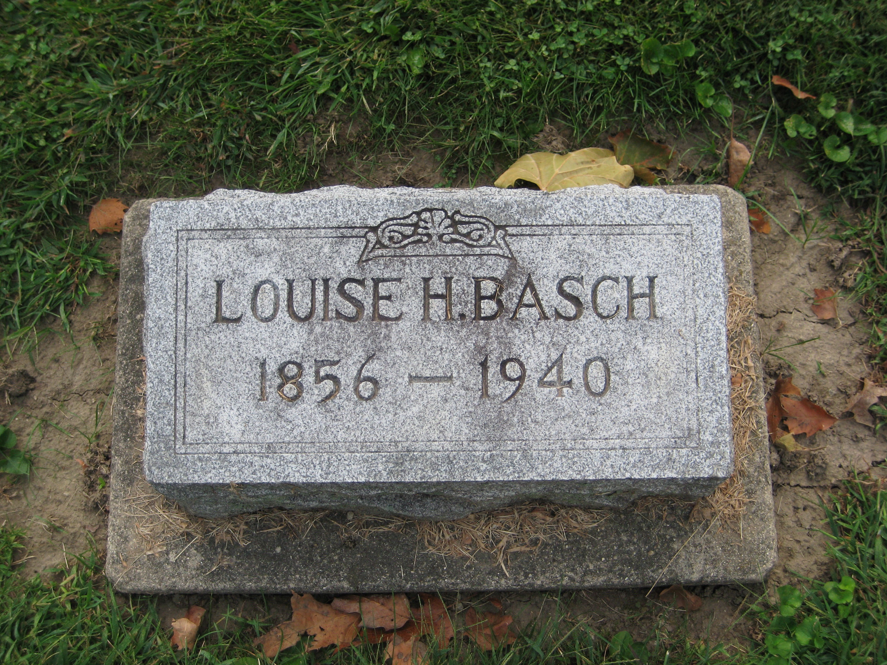 Basch, Louise