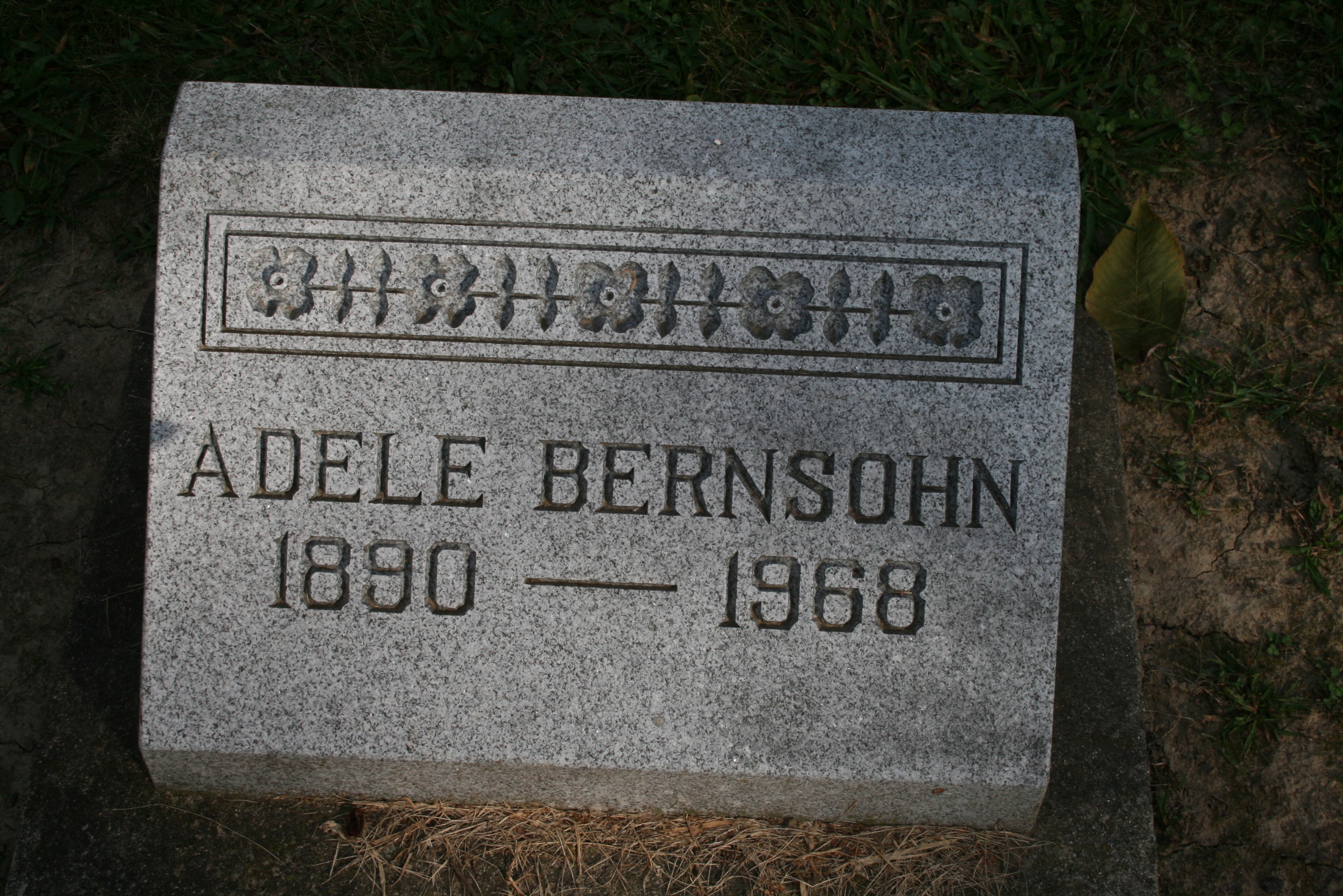 Bernsohn, Adele