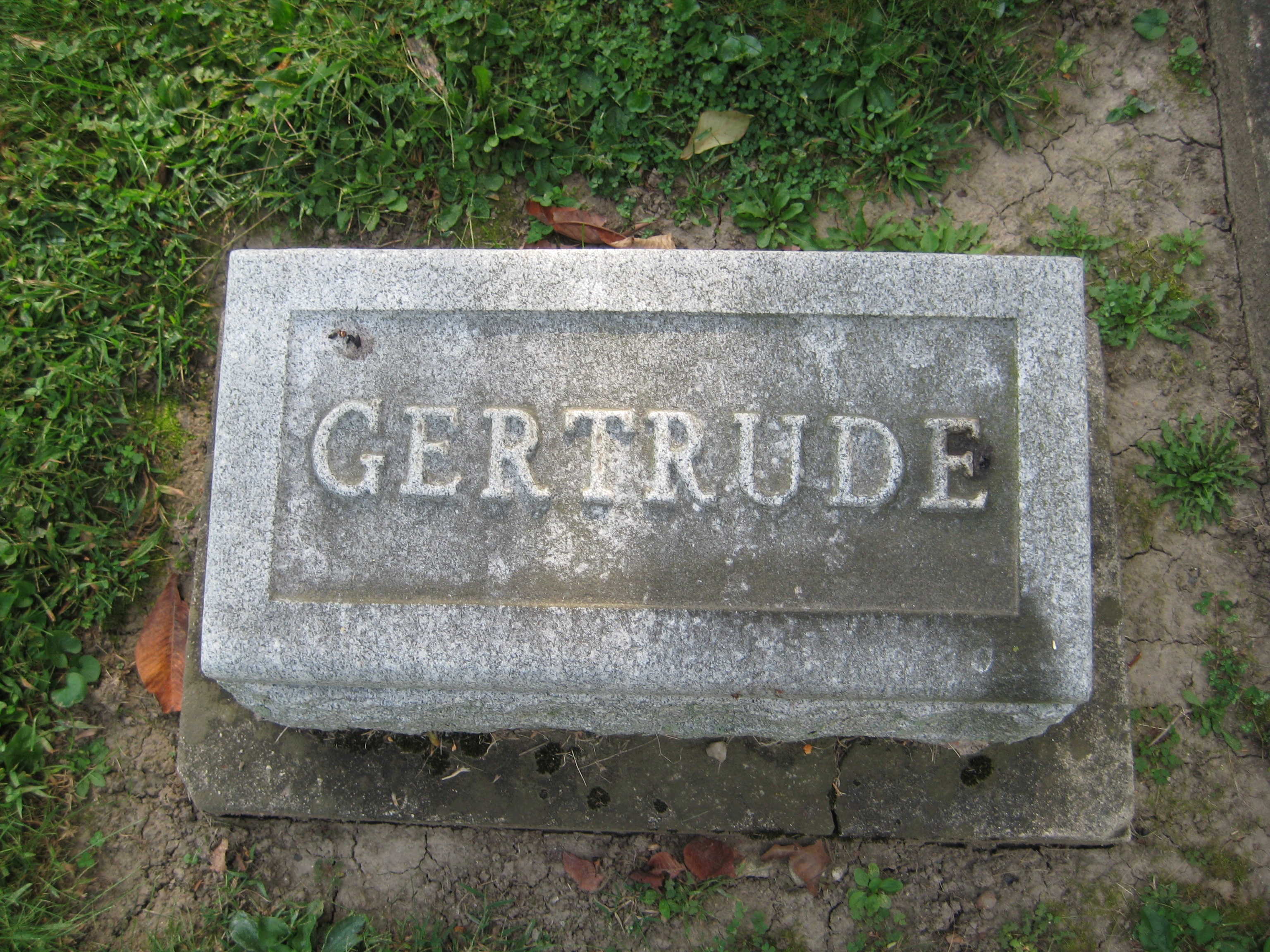 Deutsch, Gertrude